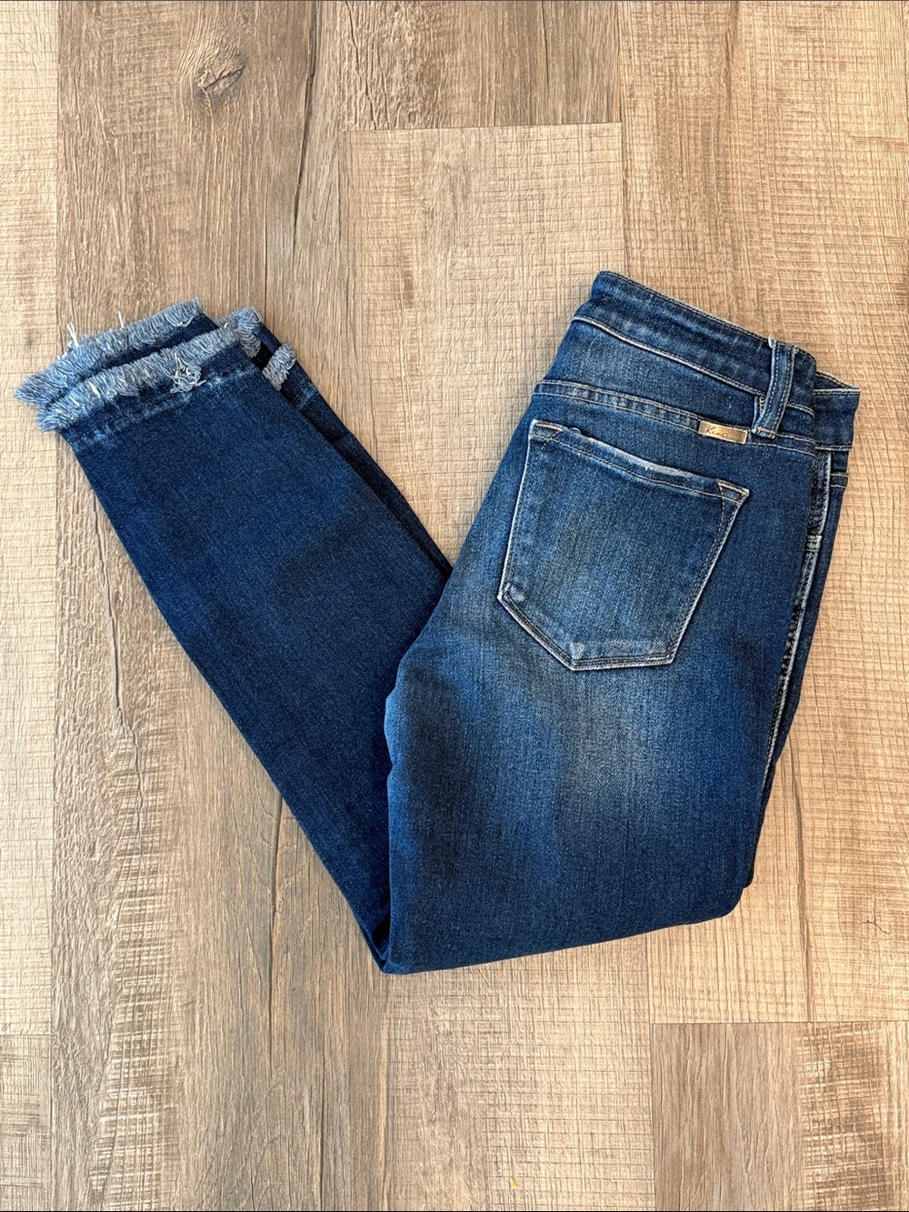 KanCan Dark Blue Frayed-Hem Ankle Jeans